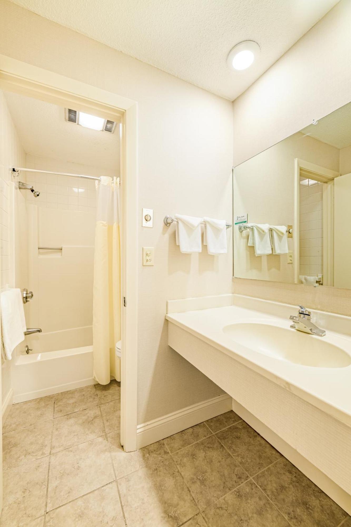 Town & Country Inn & Resort Gorham Buitenkant foto