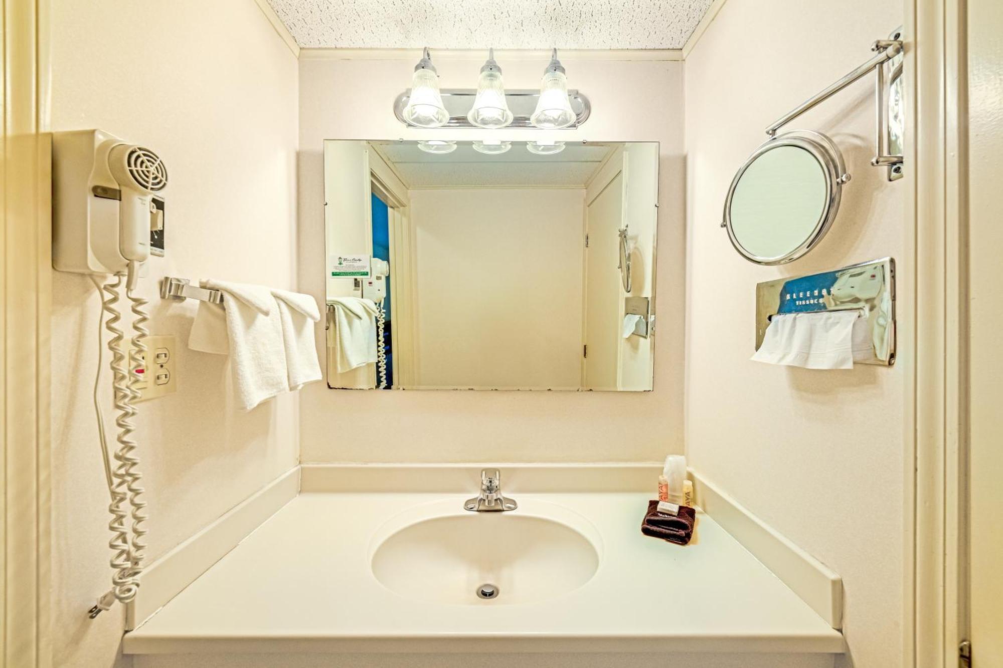 Town & Country Inn & Resort Gorham Buitenkant foto