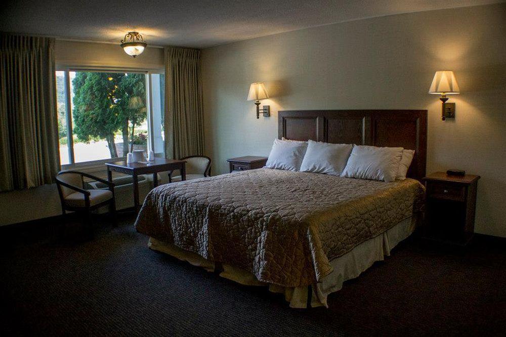 Town & Country Inn & Resort Gorham Buitenkant foto